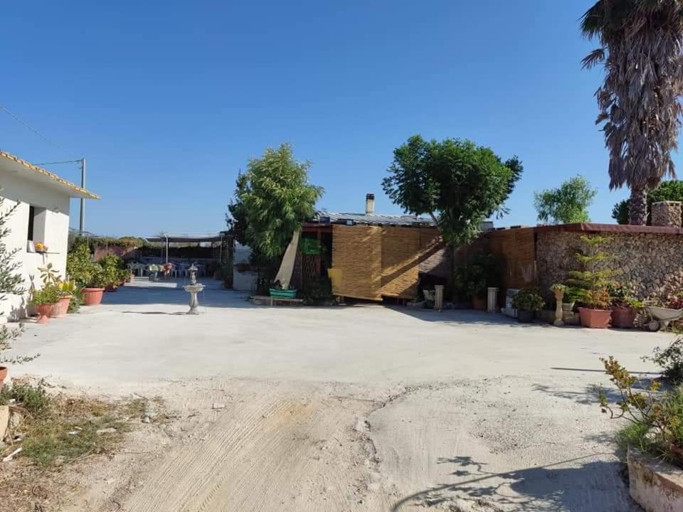 Aree Tende Presso La Casa In Campagna Di Ottavia Hotel Alezio Exterior foto